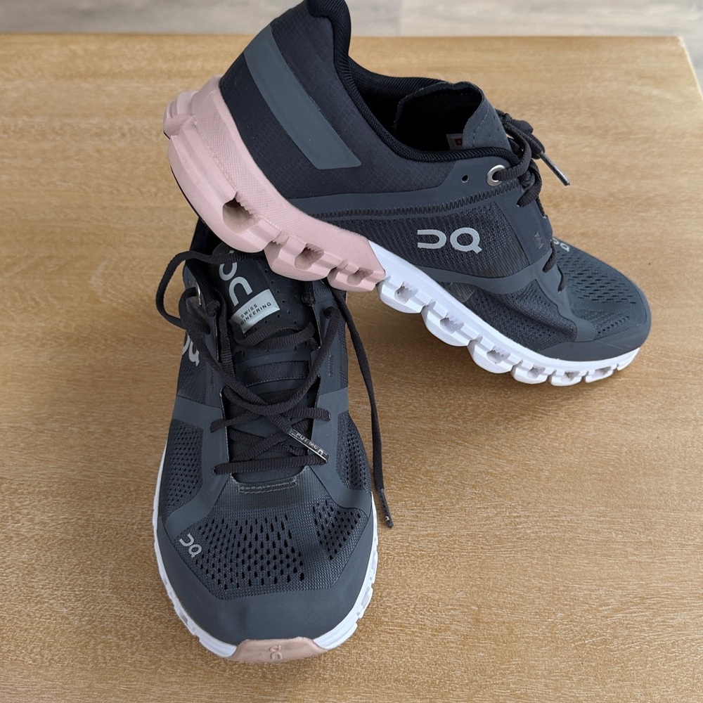 On Running Charcoal and Pink Athletic Shoes - Picture 2 of 5